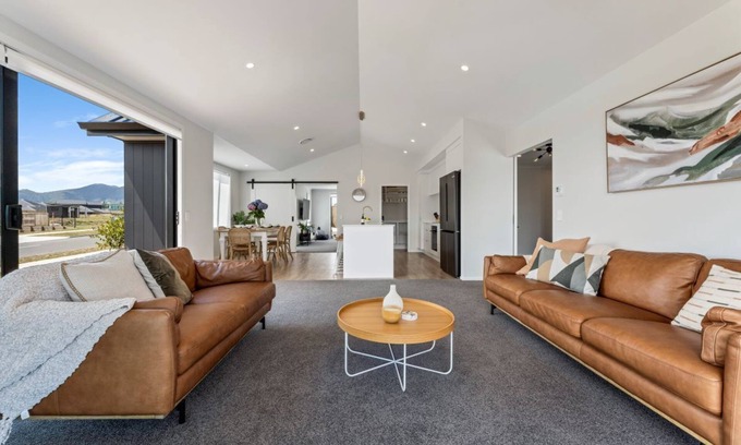 Wharewaka House | Harakeke Holiday Haven