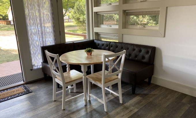 Sawyer Cottage | Harbor Country Cottage with private beach access