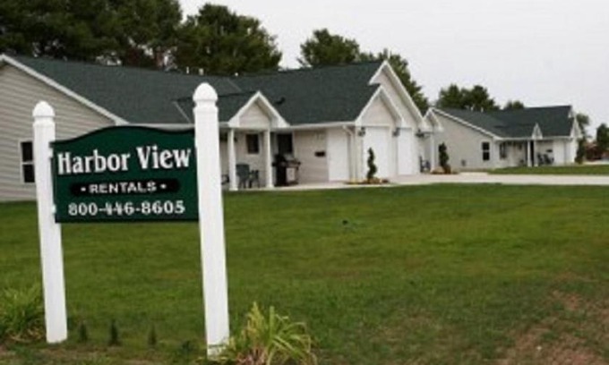 Algoma House | Harbor View Condos