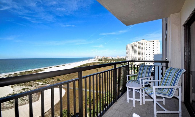 Sand Key Apartment | Harbour Light Towers 1105 11th Floor Beachfront Studio at Harbour Light Towers 23118
