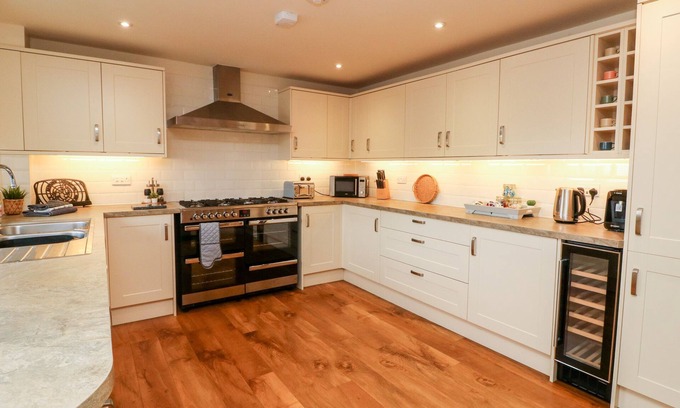 Lifton Cottage | Hare Barn