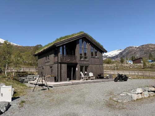 Hornindal House | Harevadet 217