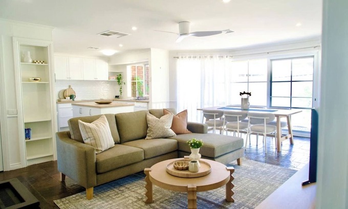 Strathdale House | Harley Grove - Renovated home in Bendigo
