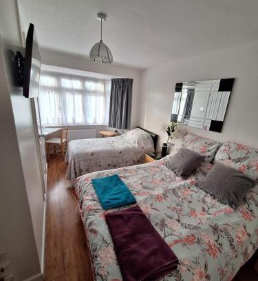Belmont Bed & Breakfast | Harrow B & B