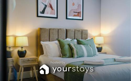 Stoke-on-Trent House | Hartshill House by YourStays