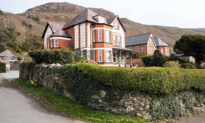 Barmouth Cottage | HAULFRYN, family friendly, luxury holiday cottage in Barmouth