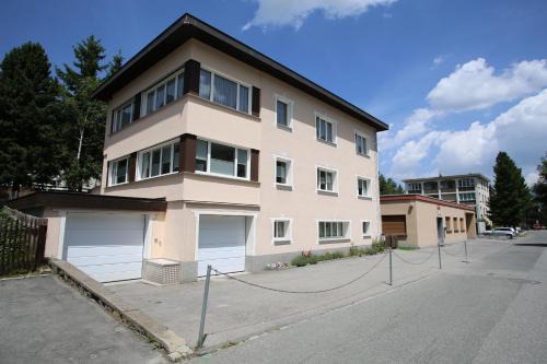 Davos Apartment | Haus Pyrola