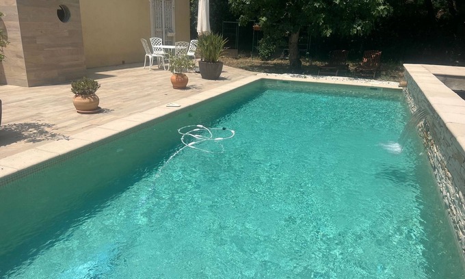 La Seyne-sur-Mer House | Haut de Villa au Calme Proche des Plages,commerces Forêt de Janas