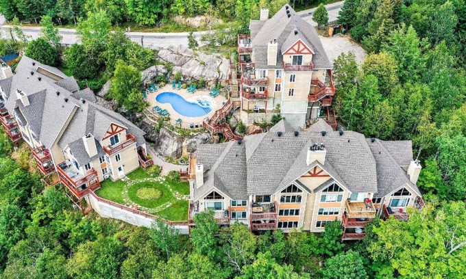 Mont-Tremblant Condo | Hauts-Bois Ski In/Out 2brs w/Pool Access (193-1)