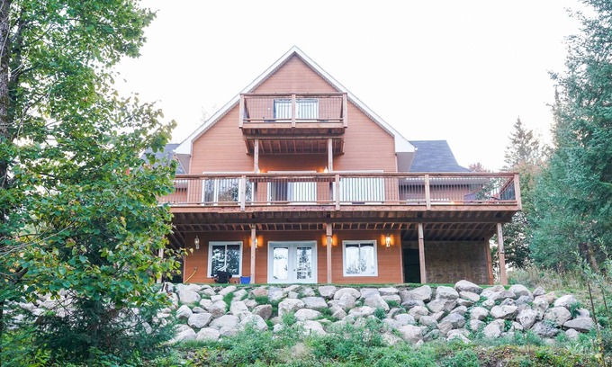 Namur Ski Chalet | Haven of Peace between Tremblant and Montebello