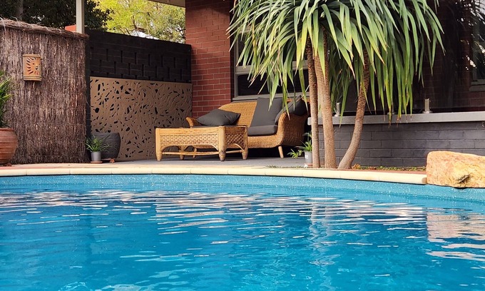 Maida Vale Apartment | Haven Studio Hideaway near Airport