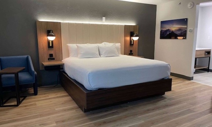 Bentonville - Fayetteville Hotel | Hawthorn Extended Stay By Wyndham Springdale