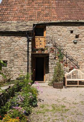 Saint Briavels House | Hayloft studio in historic barn