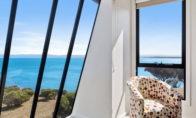 Coles Bay House | Hazards Hideaway - Freycinet Holiday Houses