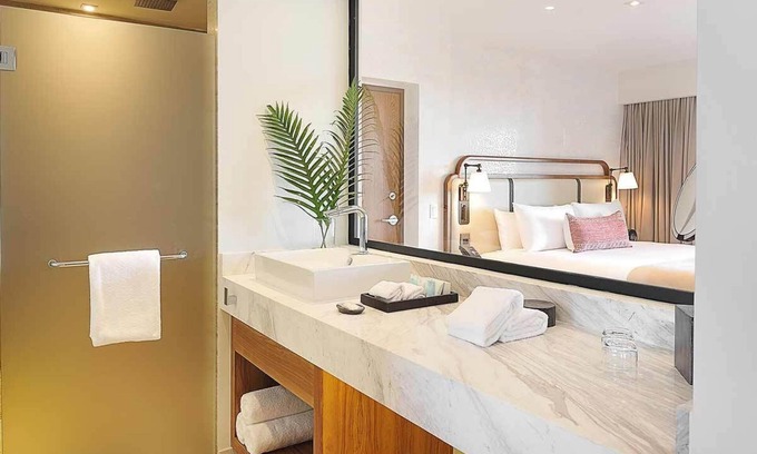 El Medano Ejidal Hotel | Heart of Cabo w/Jacuzzi & Ocean Views