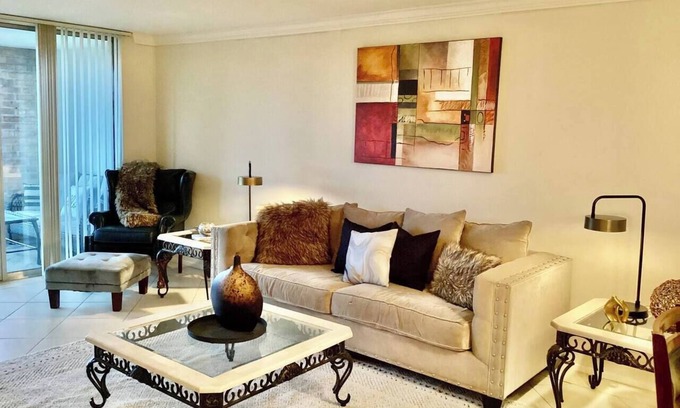 Southgate Apartment | Heart of Houston Med Center