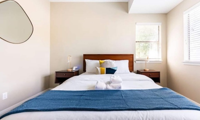 Cherrywood House | Heated Pool + 5 min to UT/Football Stadium