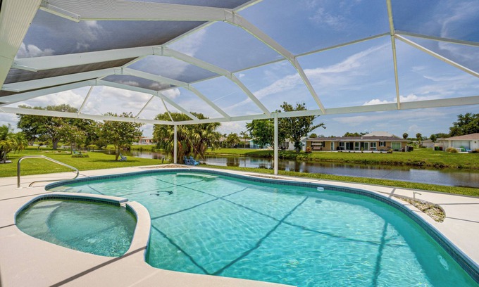 Oakland Hills House | Heated Pool & Spa: Canal-Front Home Near Beaches