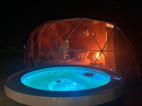 Korczew Ski Chalet | Heaven Reset Spa Luksusowy Glamping Jacuzzi w Naturze Blisko Warszawy