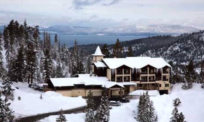 Tahoe Village Condo | Heavenly Perennial VC-2A Tahoe Village, NV