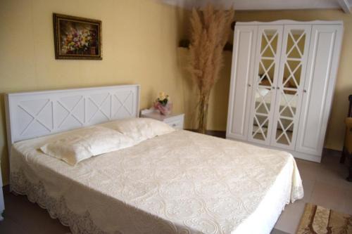 Kutaisi Apartment | HelenHome