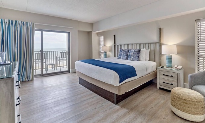 Rehoboth Beach Hotel | Henlopen Oceanfront Hotel