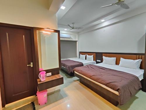 Bhuj Hotel | Heritage Palace - Bhuj