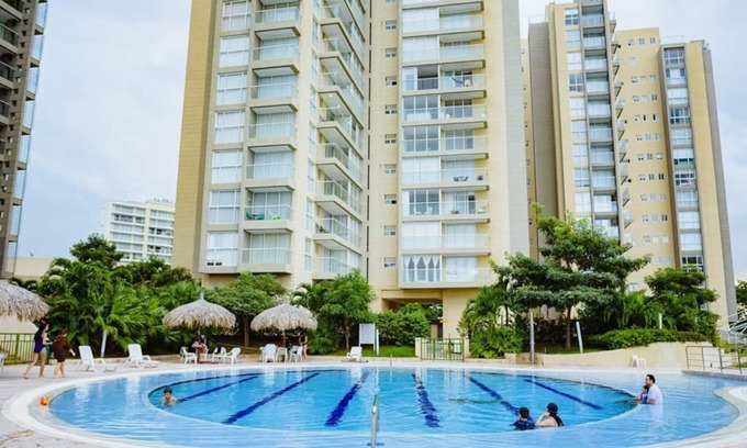 Papare Condo | Hermosas piscinas, solo a 5 minutos del mar y salida directa a centro comercial.