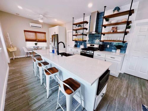 Boardwalk House | Hidden Beach Bungalow