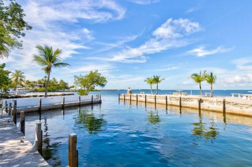 Islamorada House | Hidden Gem Duplex in Heart of Islamorada Sleeps 8