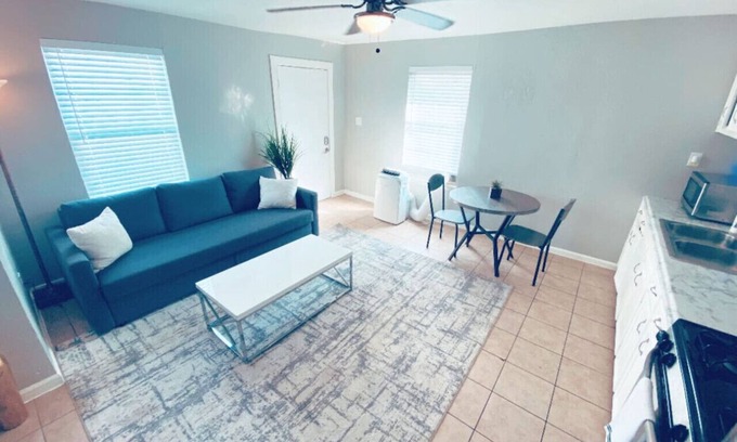 North Houston Apartment | Hidden Gem- Free Parking Near IAH, DT & PASS