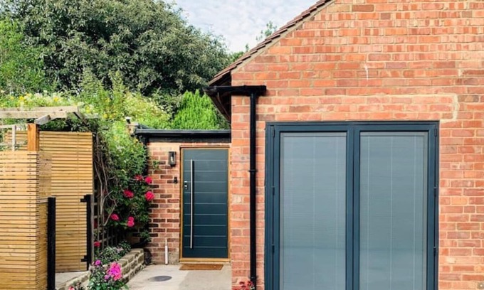 Tynemouth House | Hidden Gem in central Tynemouth w/private parking!