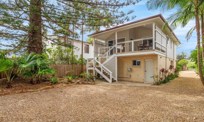 Wamberal Apartment | Hidden Paradise in Wamberal