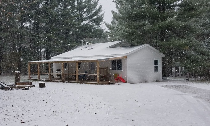 Oscoda House | Hideout in the Woods