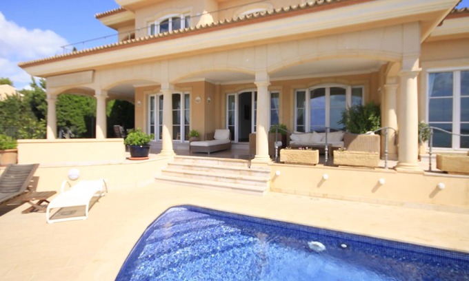 Aduanas Villa | Hiedra - Javea, Costa Blanca