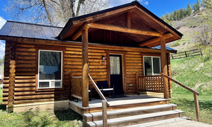 Pagosa Springs Cabin | High Creek Lodge & Cabins