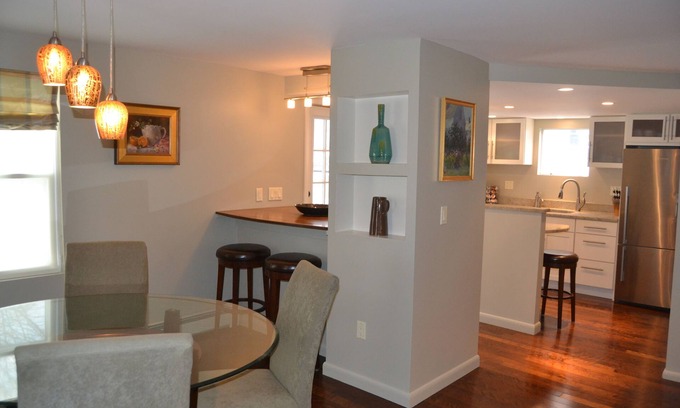 Hallowell Apartment | High End Apartment in Downtown Hallowell