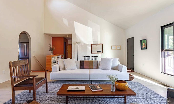 Kerhonkson House | High Meadow House: Scenic Views | Deck | Games