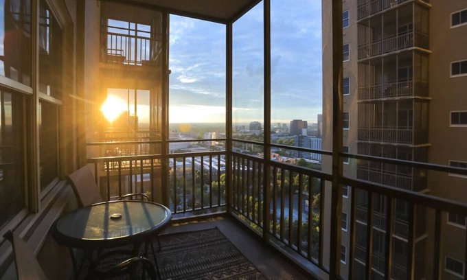 Downtown Atlanta Condo | High Rise Studio w/Stunning Views & Walking Ease