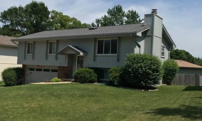 Millard House | High Speed Internet - Great Back Deck View - Culligan Softener & Water
