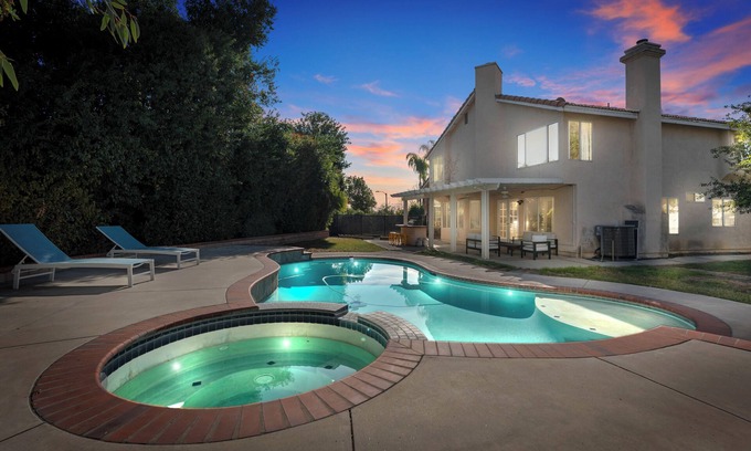 Redlands House | Highland Relaxing Oasis with Private Pool