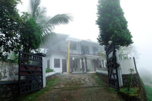 Elappara Apartment | Hill view Homestay pullikkanam vagamon