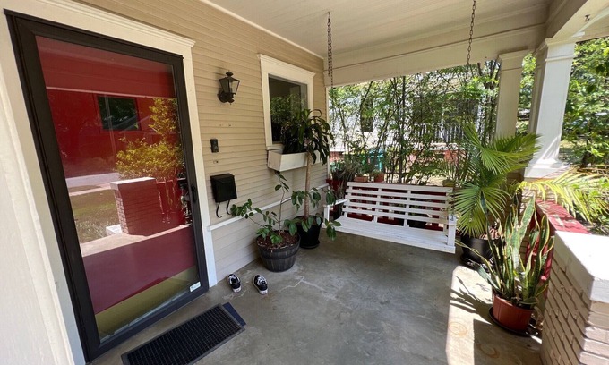 Hillcrest House | Hillcrest Palm Street Bungalow