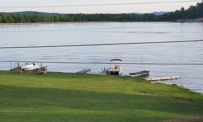 Waverly House | Hills of Lake White The perfect camping rental with all the amenities of home.
