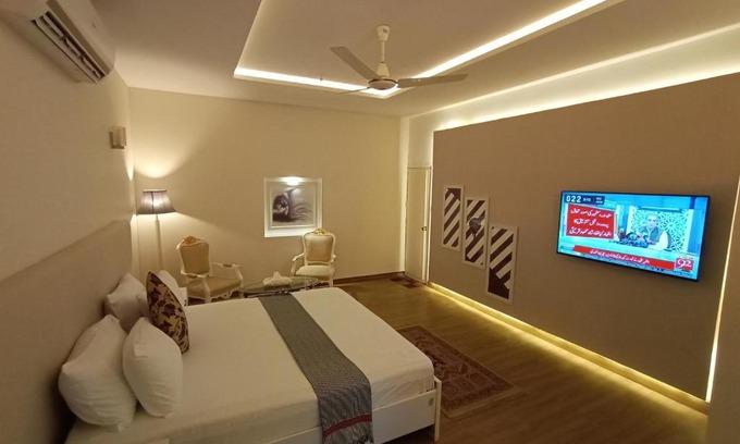 Clifton House | Hilton Bayview lnn