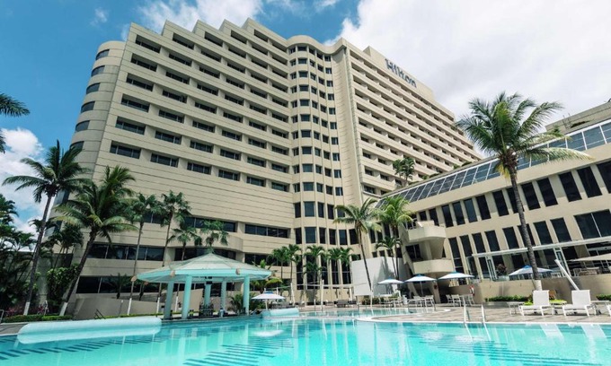 Kennedy Hotel | Hilton Colon Guayaquil Hotel