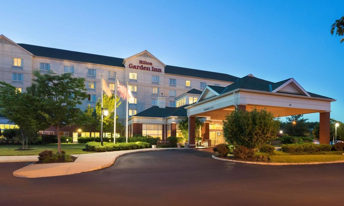 Hopelawn Hotel | Hilton Garden Inn Edison/Raritan Center