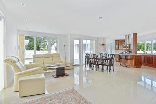 Stavanger Apartment | Hinna Paradise