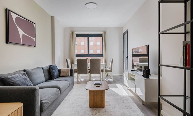 Puerto de la Torre Apartment | Hip El Atabal 2BR w/Elevator, near Universities, by Blueground