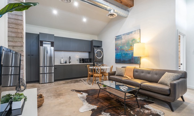 Story House | Historic 2 bed room Casita with private fenced yard